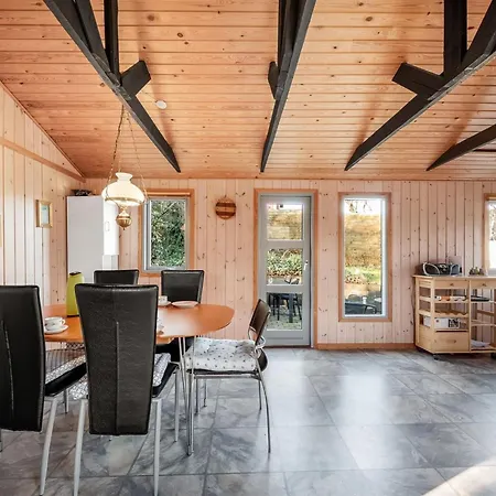 Alpi - 250m To The Fjord By Interhome Feriehus